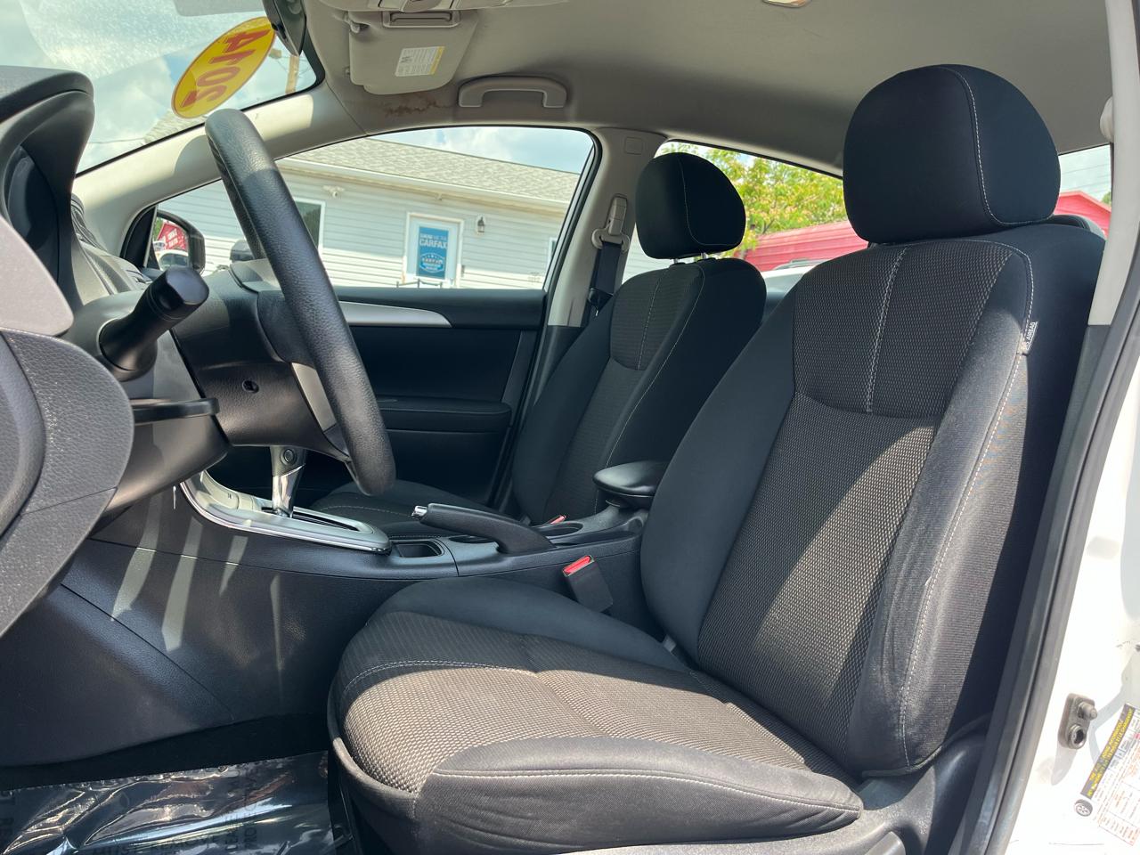 Nissan Sentra S 2014