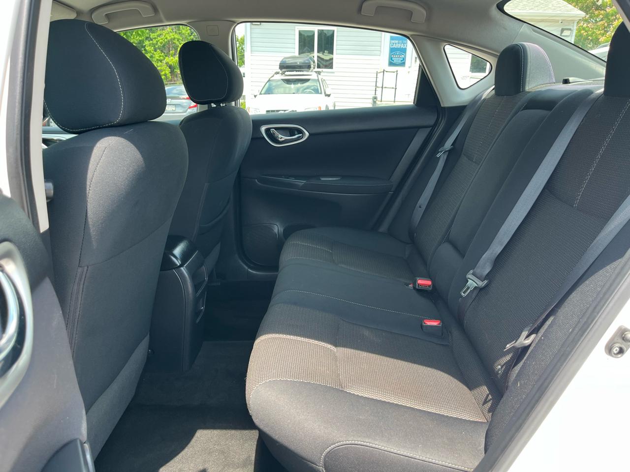 Nissan Sentra S 2014