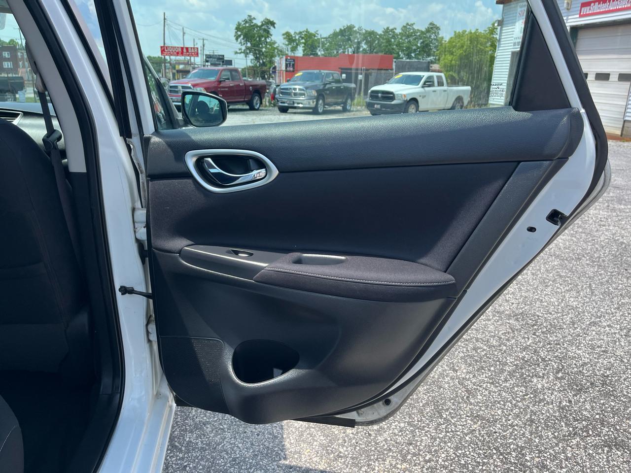 Nissan Sentra S 2014
