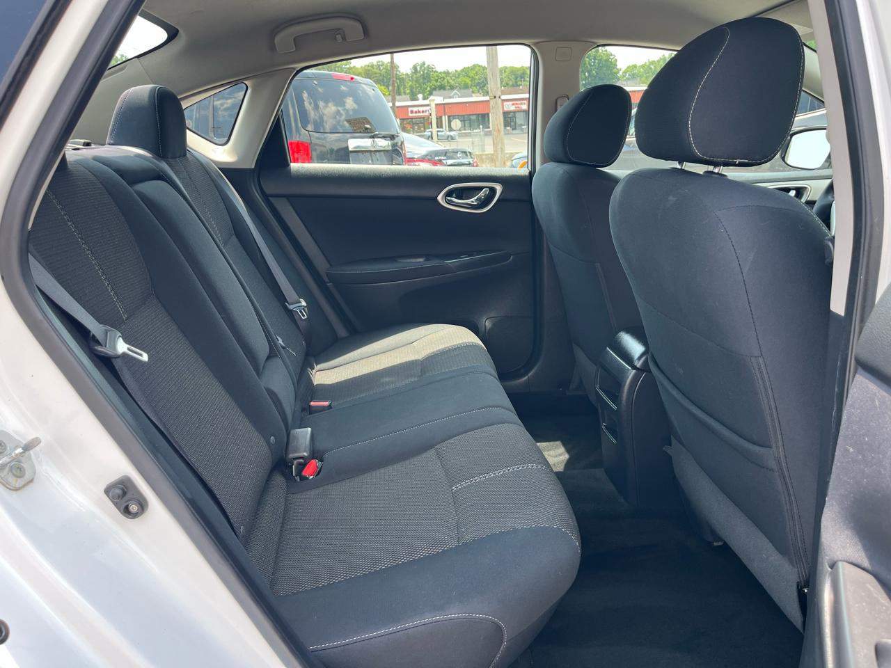 Nissan Sentra S 2014