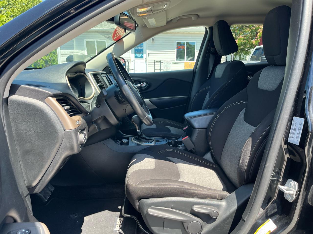 Jeep Cherokee Latitude 4x4 2018