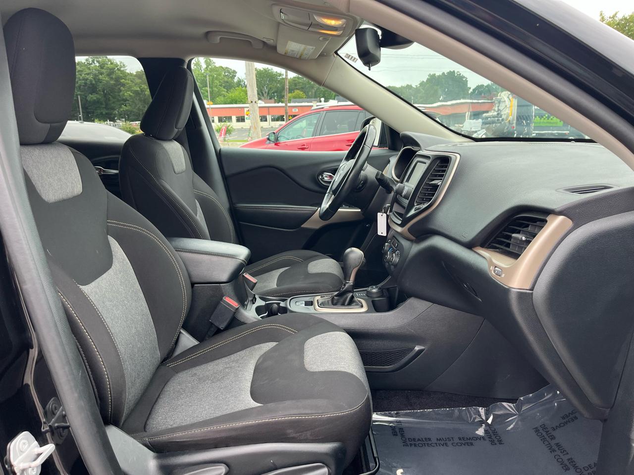 Jeep Cherokee Latitude 4x4 2018