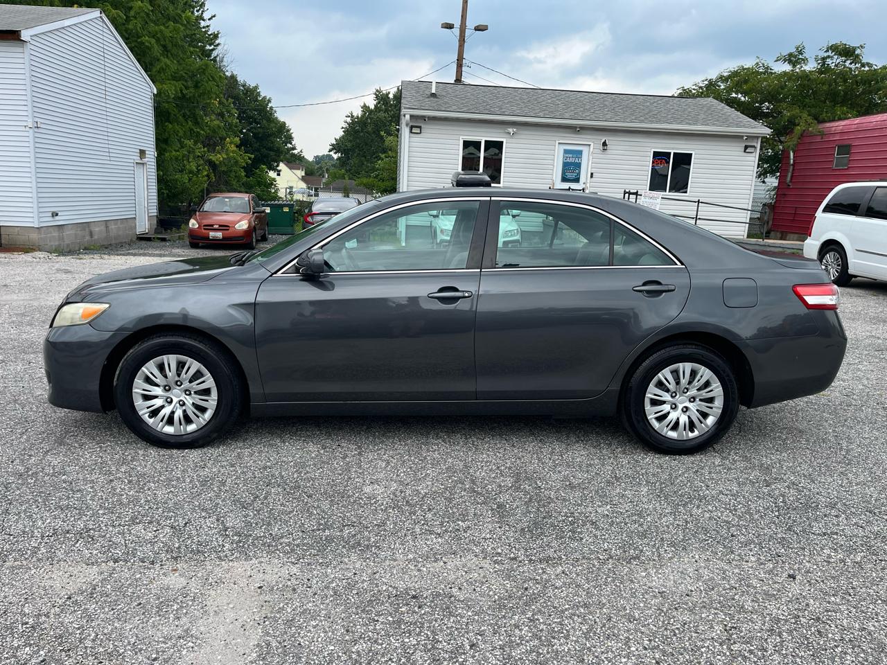 Toyota Camry LE 4D Sedan 2010