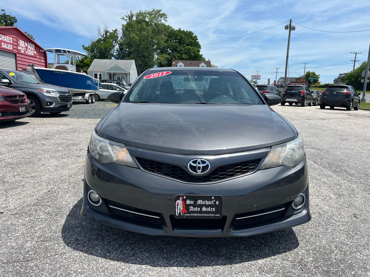 Toyota Camry SE 2012