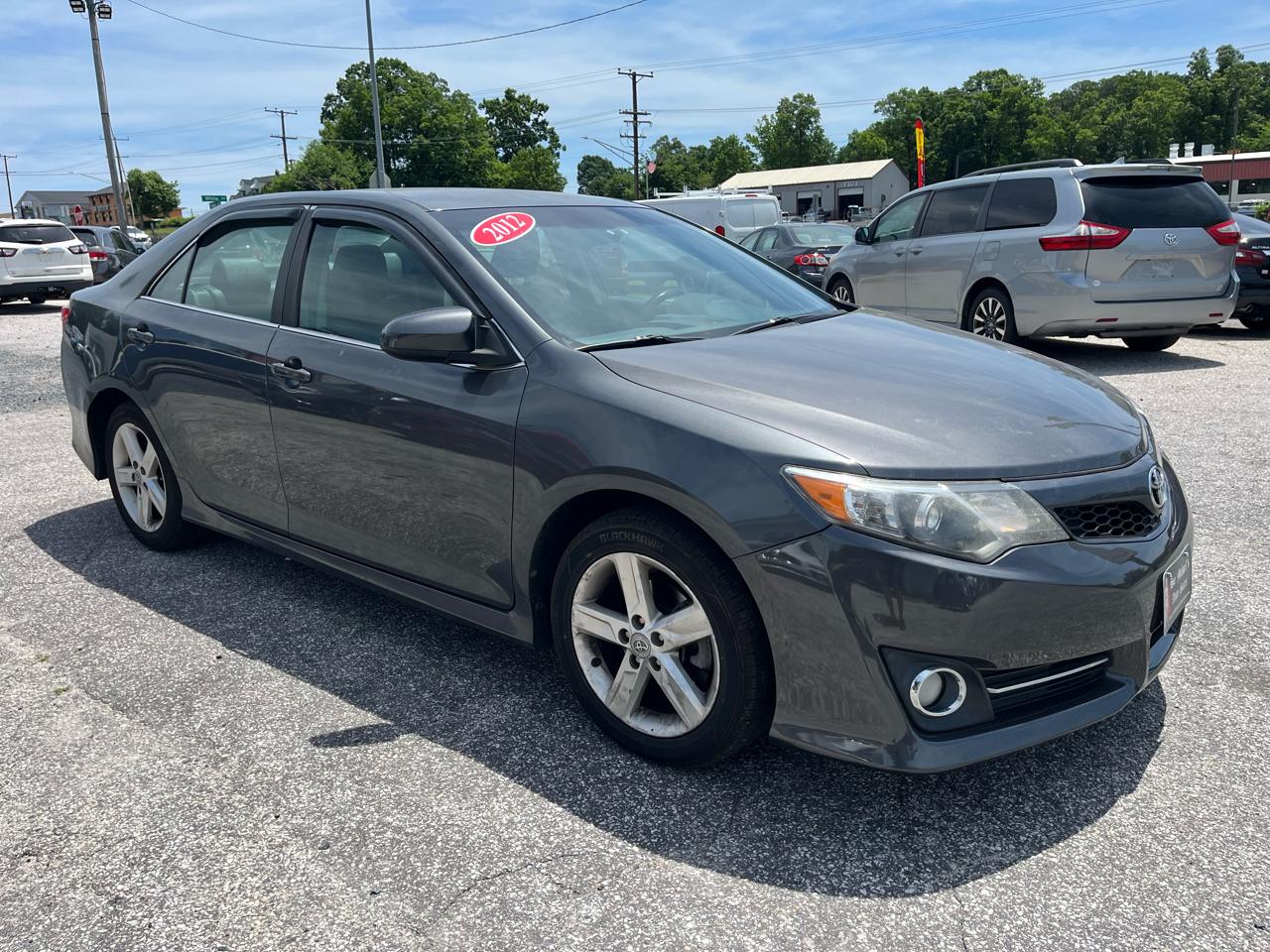 Toyota Camry SE 2012
