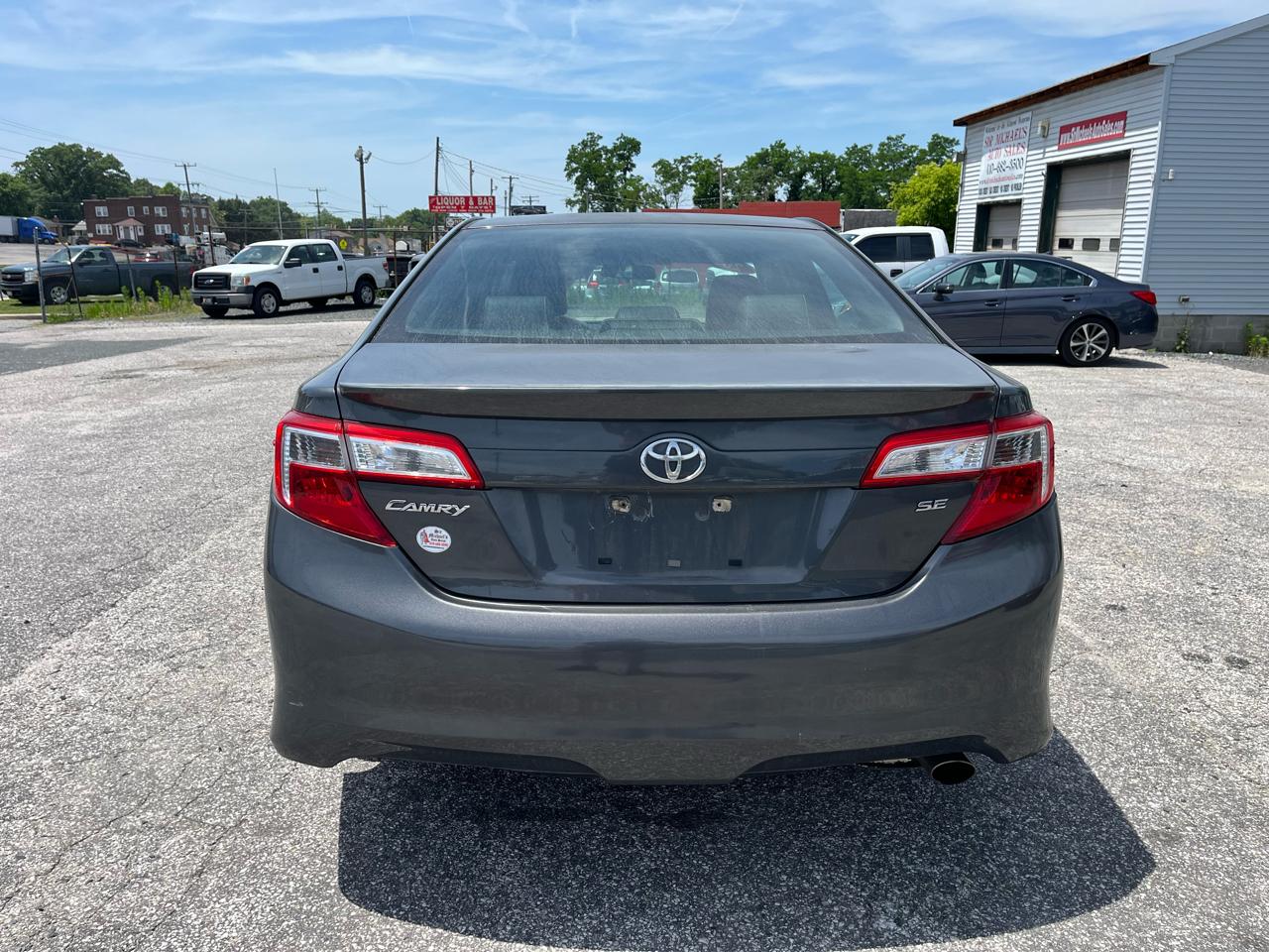 Toyota Camry SE 2012