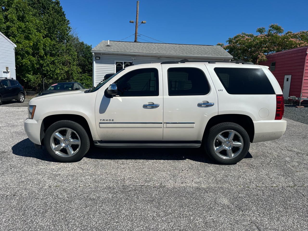 Chevrolet Tahoe LTZ 4WD 2012