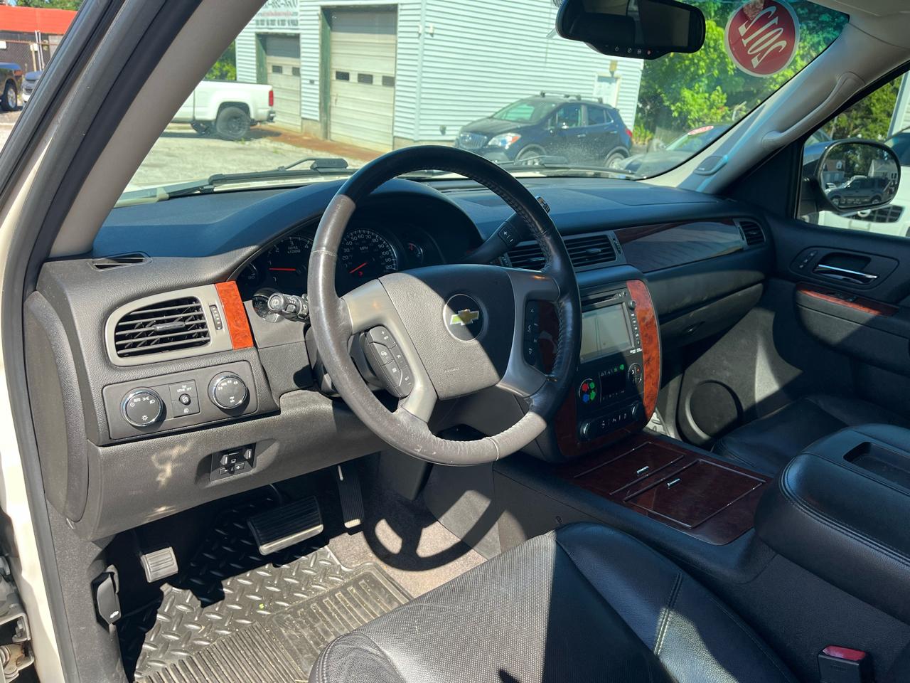 Chevrolet Tahoe LTZ 4WD 2012