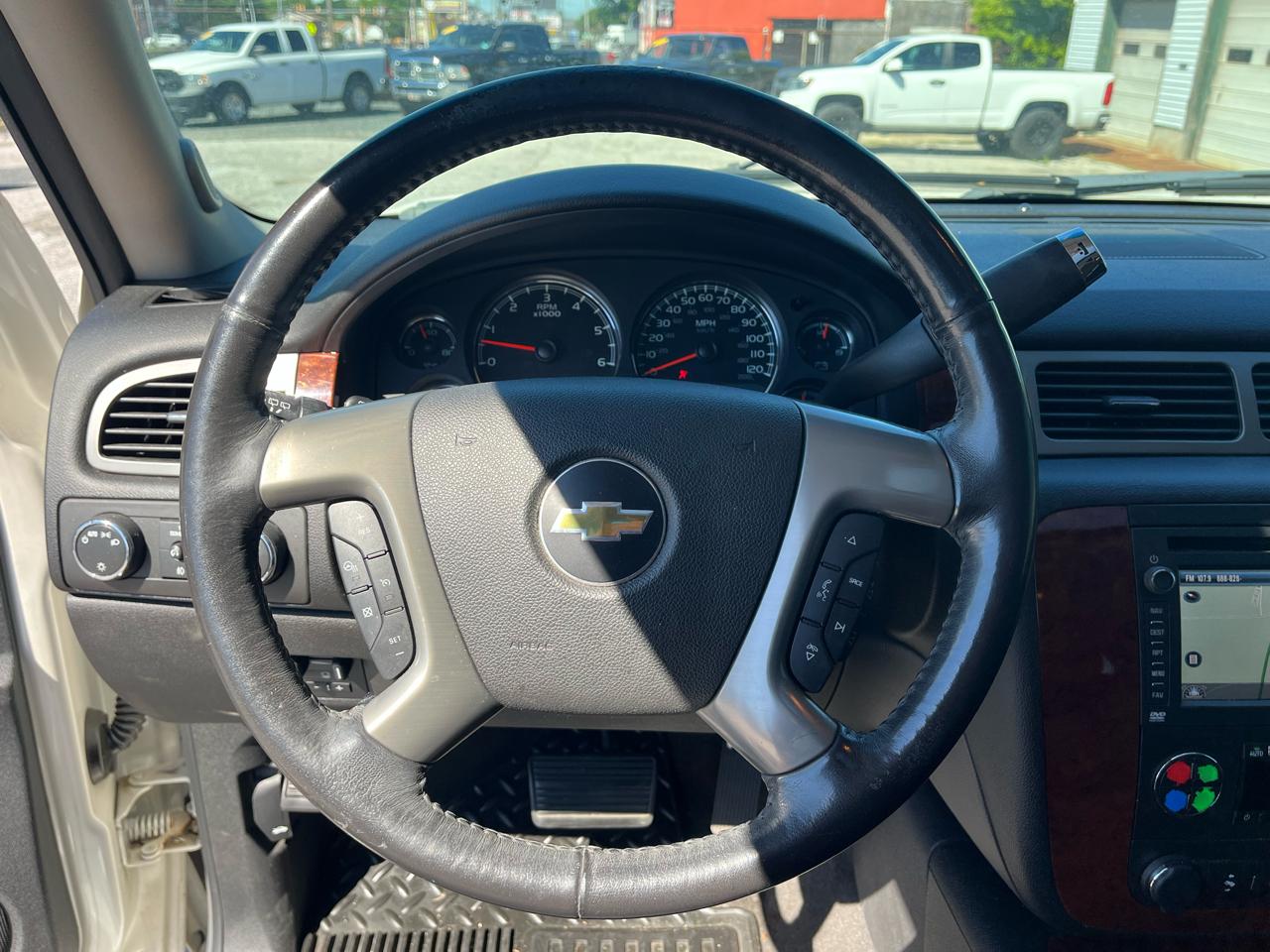 Chevrolet Tahoe LTZ 4WD 2012