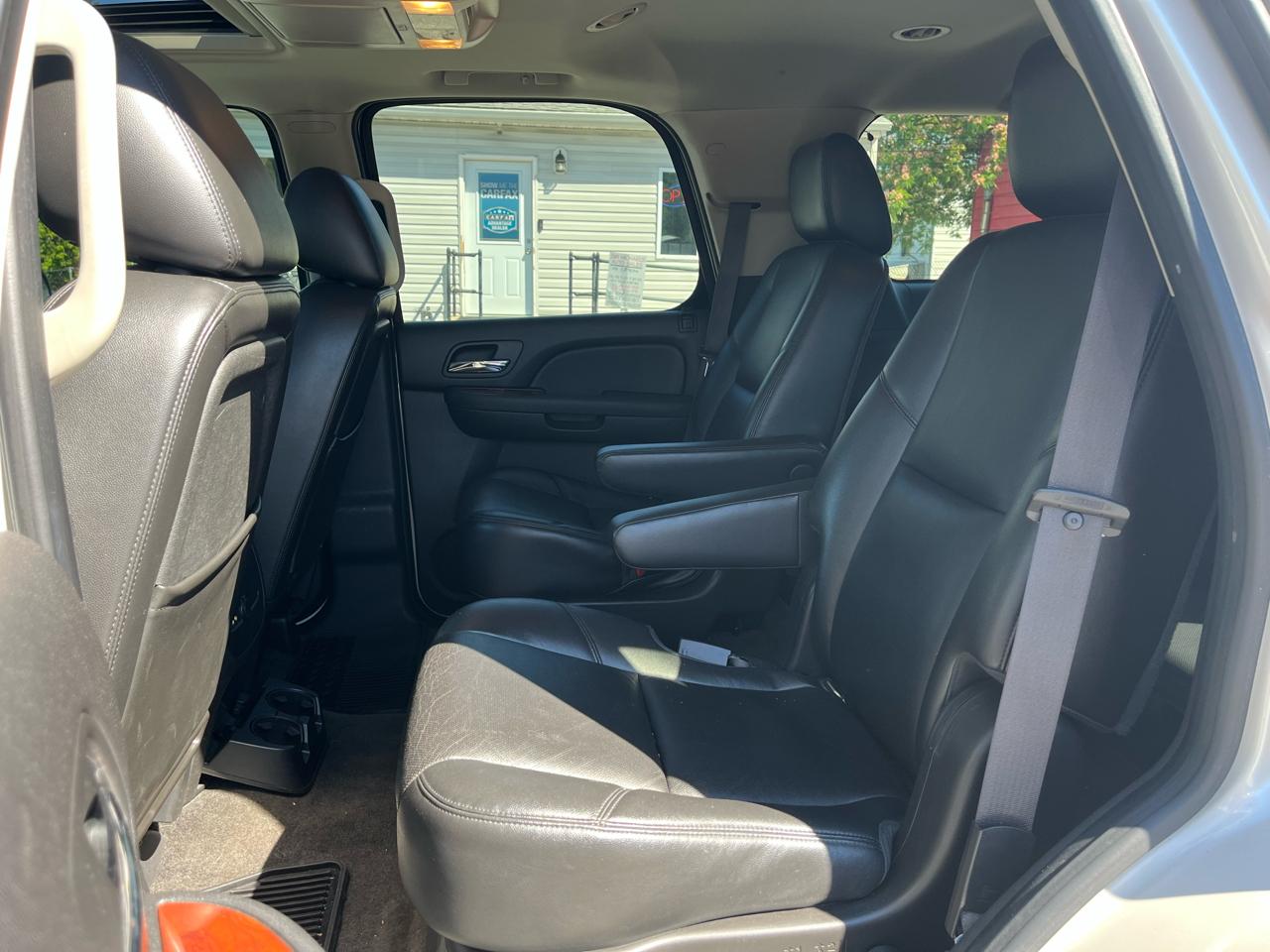 Chevrolet Tahoe LTZ 4WD 2012