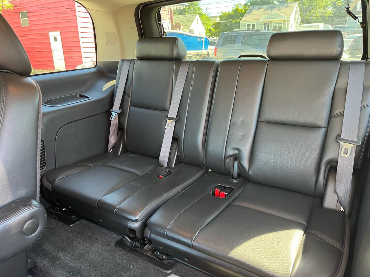 Chevrolet Tahoe LTZ 4WD 2012