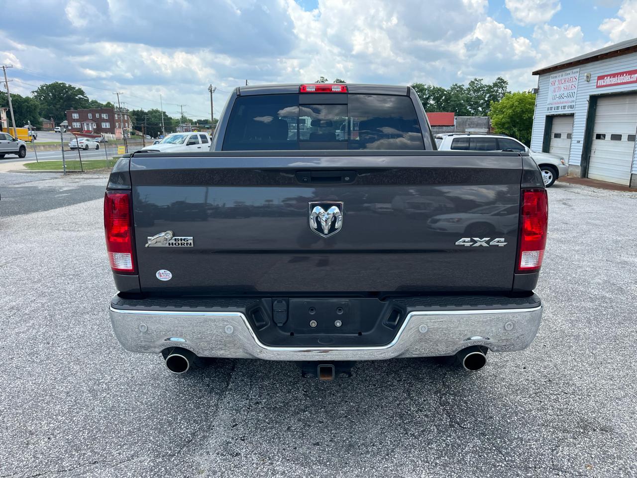 RAM 1500 Big Horn 4x4 Crew Cab 5'7" Box 2018