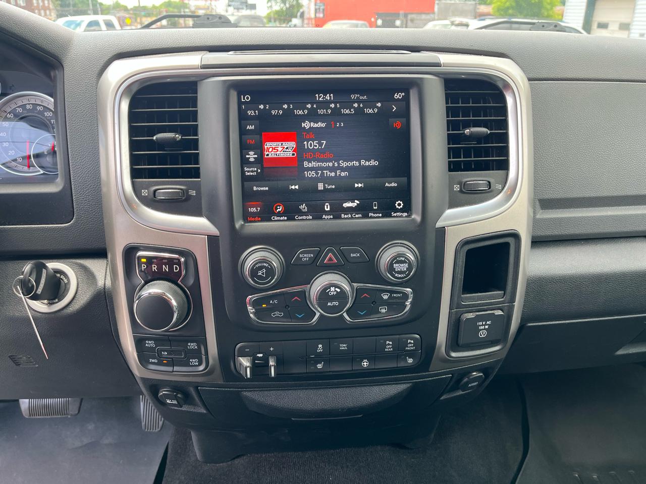 RAM 1500 Big Horn 4x4 Crew Cab 5'7" Box 2018