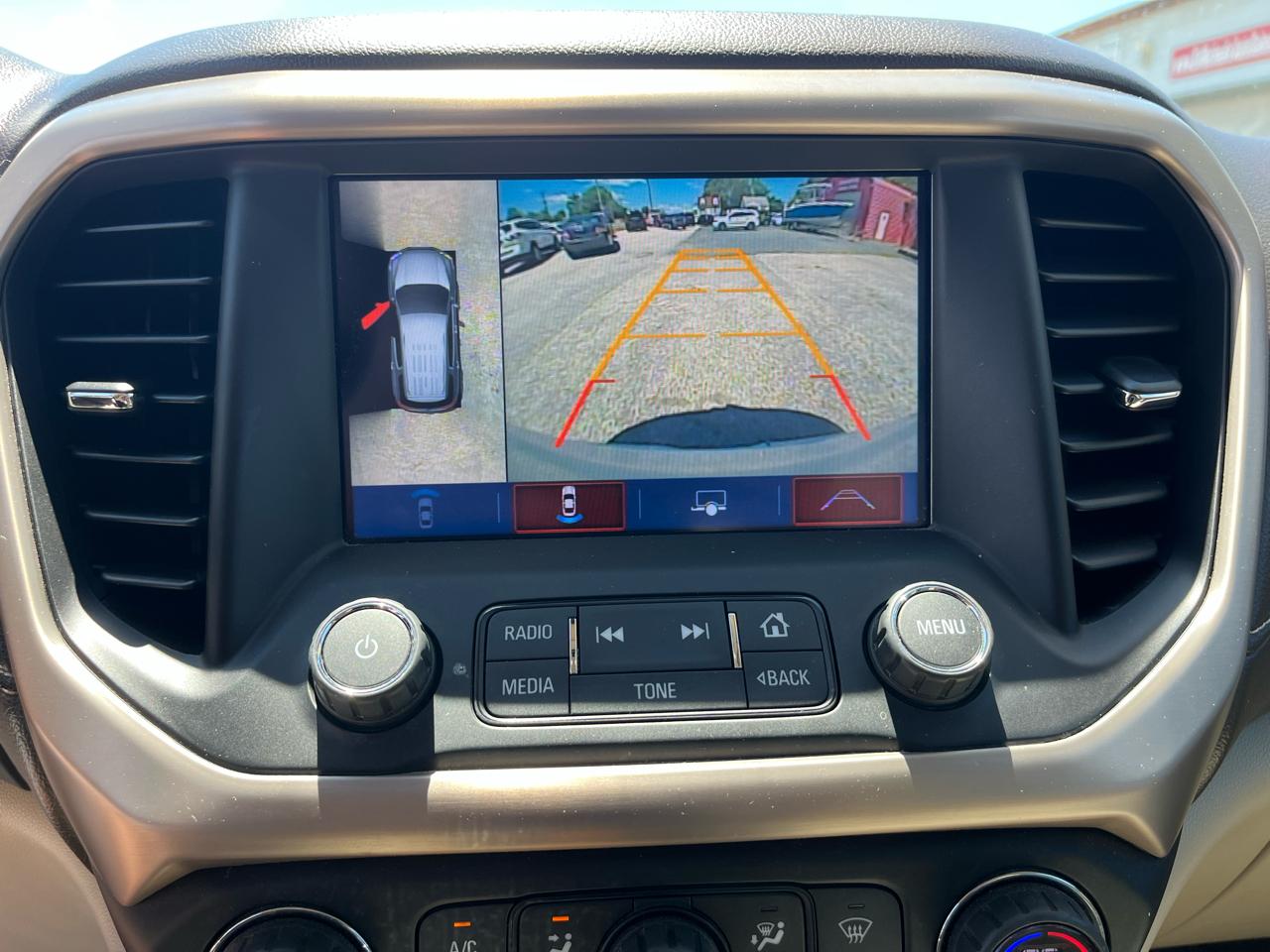 GMC Acadia Denali AWD 2017