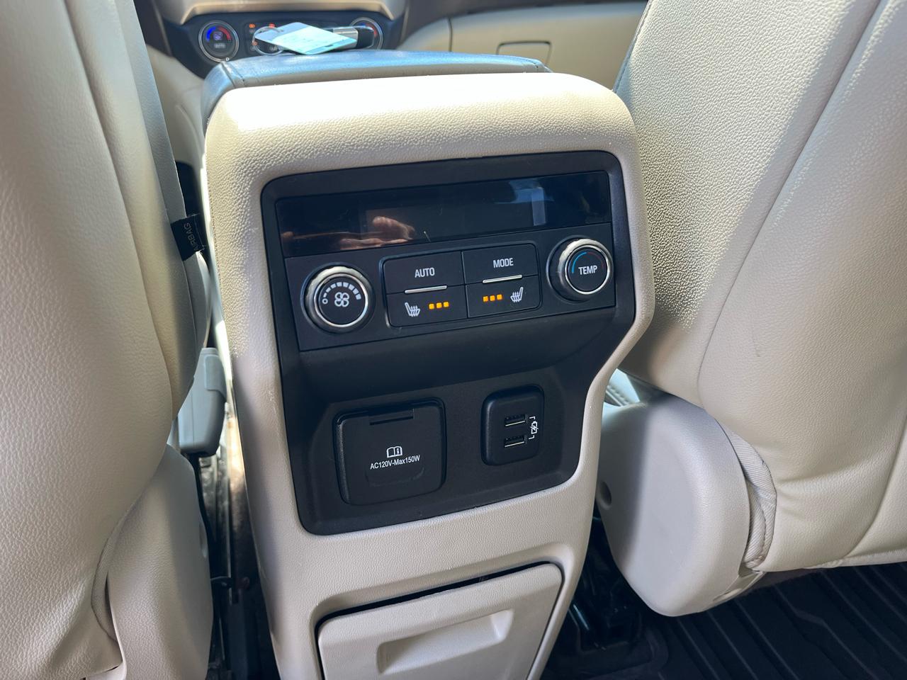 GMC Acadia Denali AWD 2017