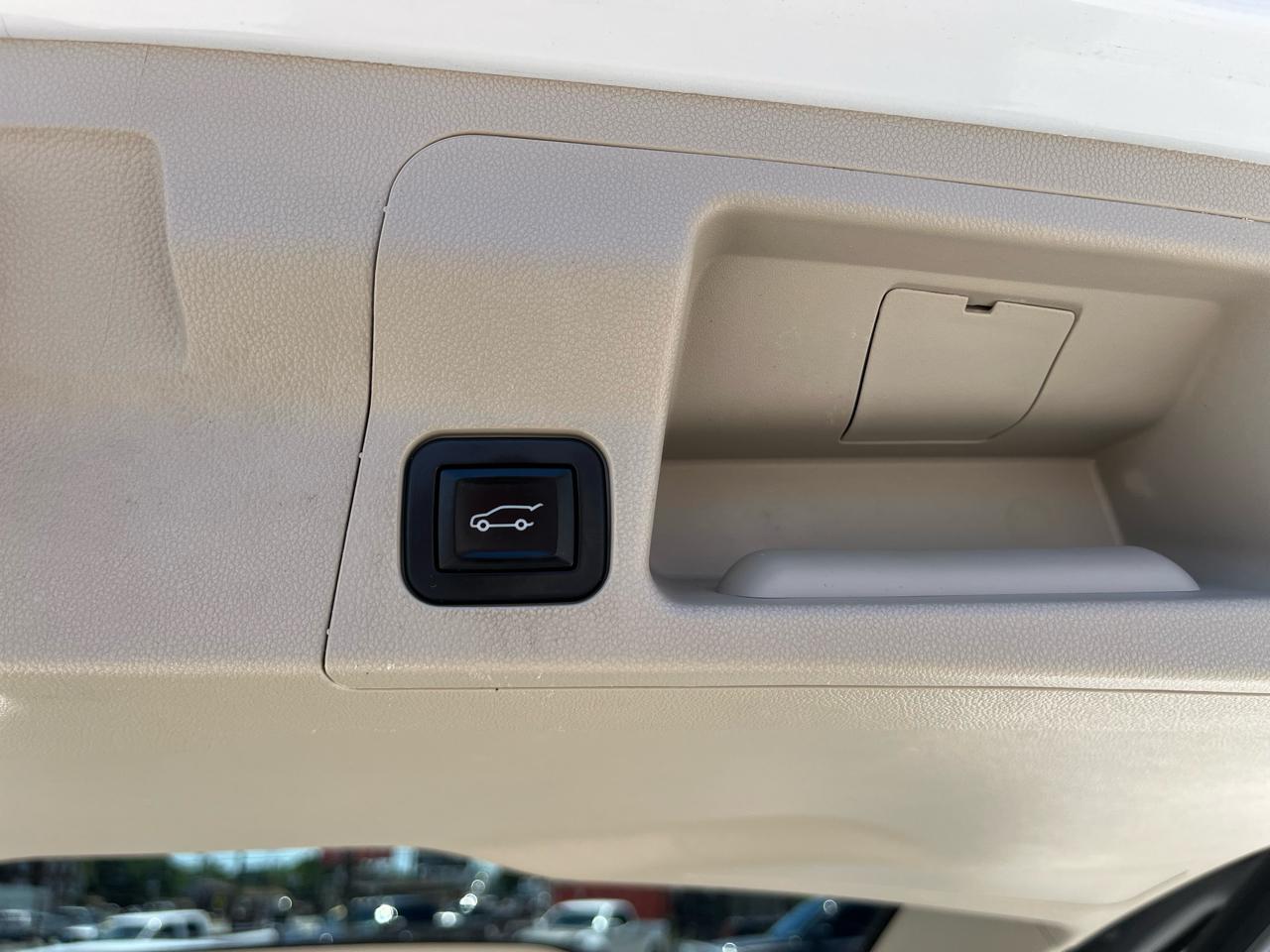 GMC Acadia Denali AWD 2017