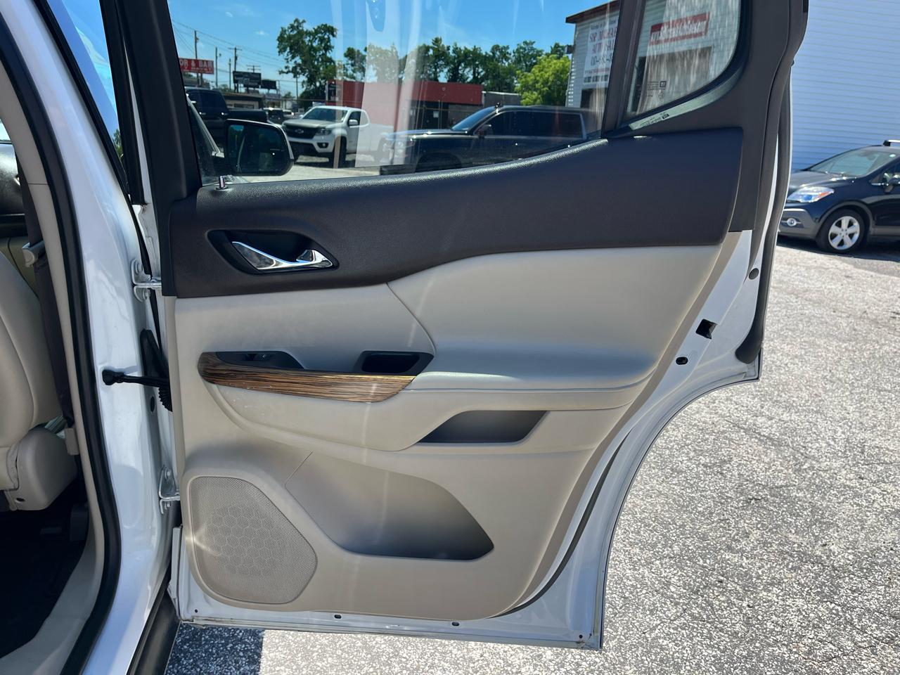 GMC Acadia Denali AWD 2017
