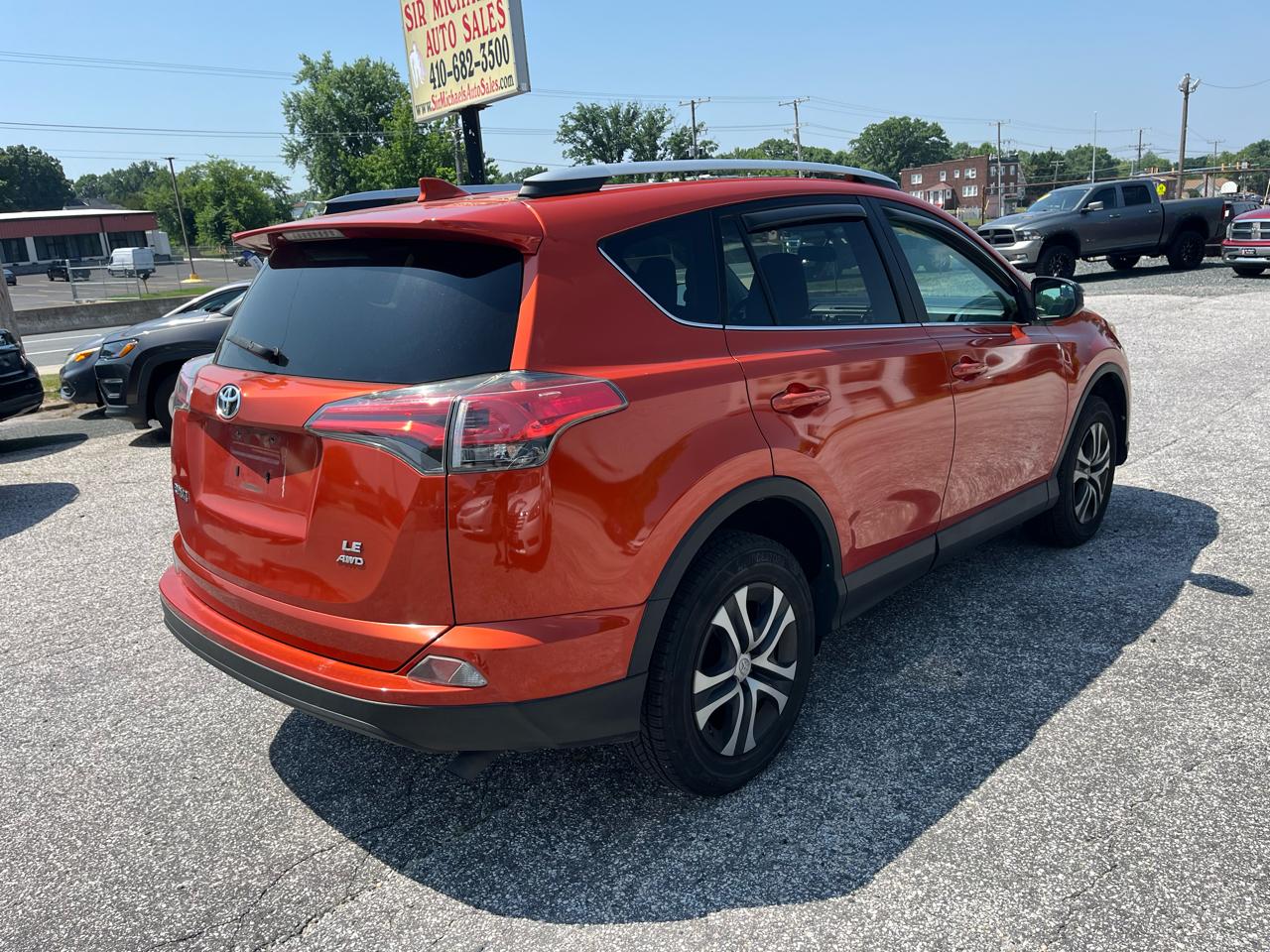Toyota RAV4 LE AWD 2016