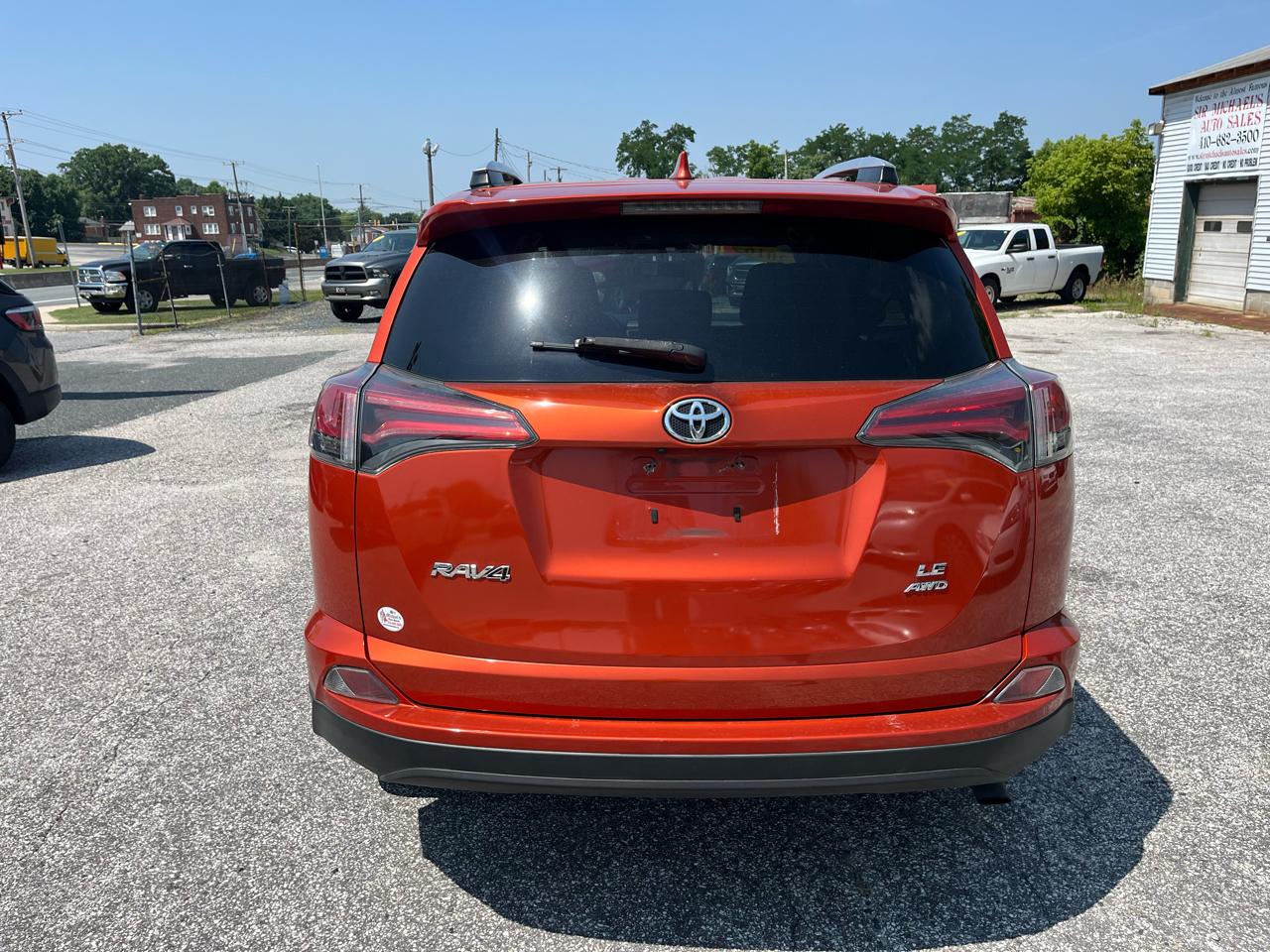 Toyota RAV4 LE AWD 2016