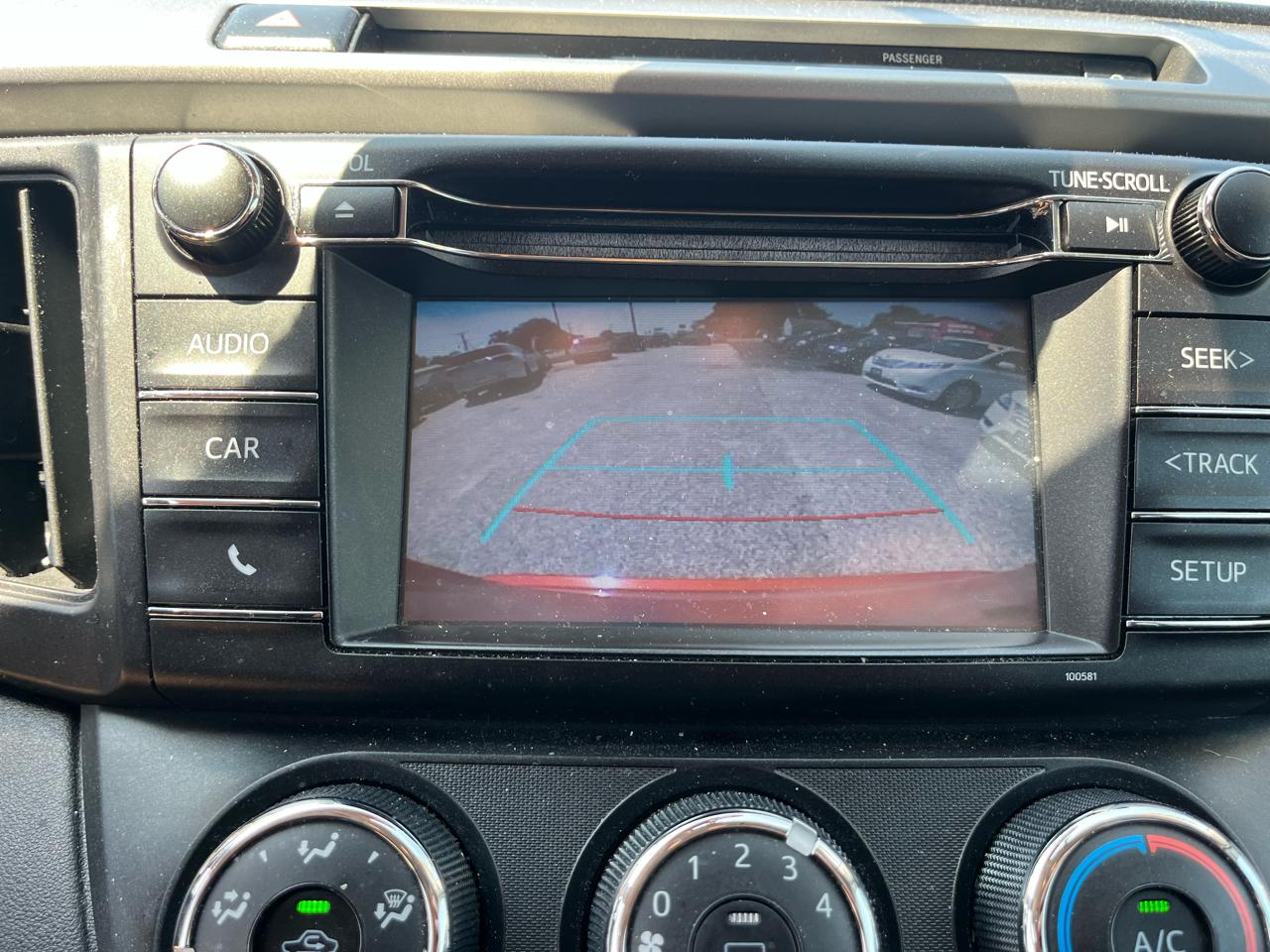 Toyota RAV4 LE AWD 2016