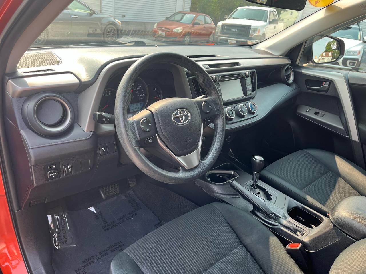 Toyota RAV4 LE AWD 2016