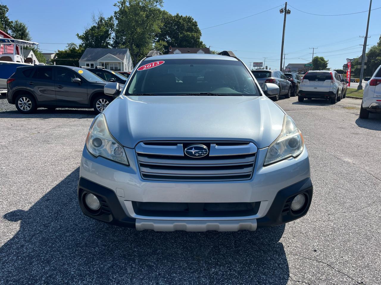 Subaru Outback Limited 2013
