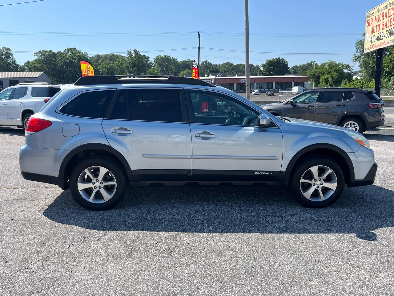 Subaru Outback Limited 2013