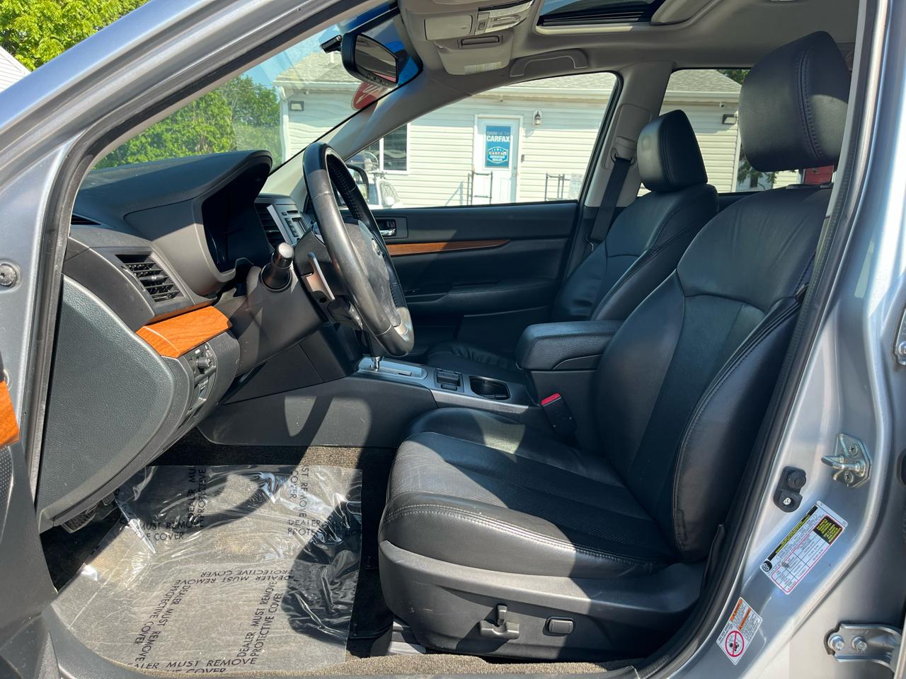 Subaru Outback Limited 2013