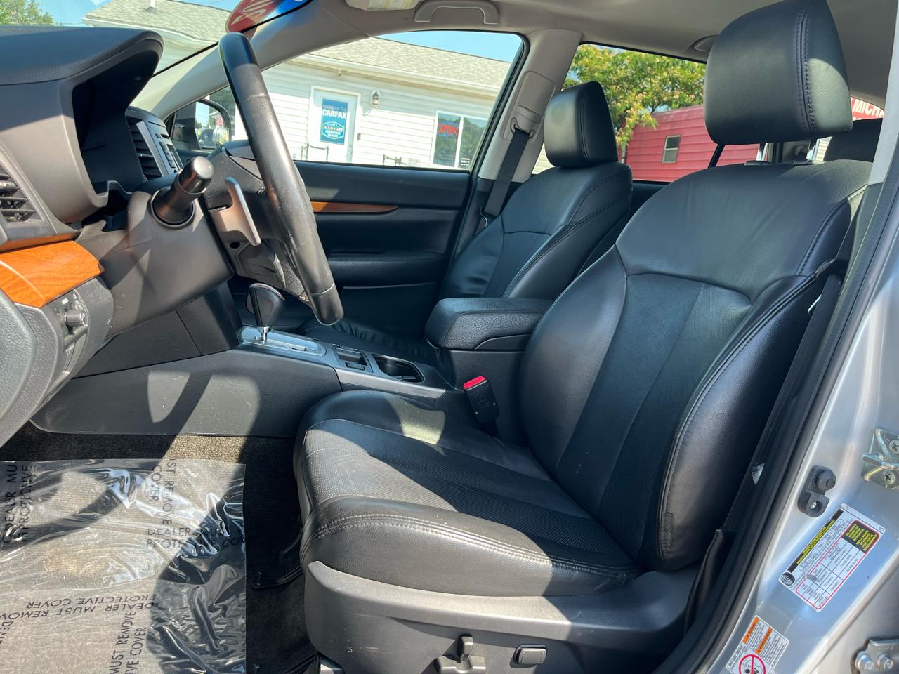 Subaru Outback Limited 2013