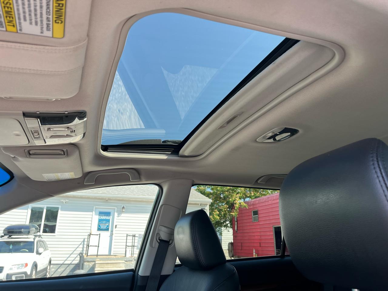 Subaru Outback Limited 2013