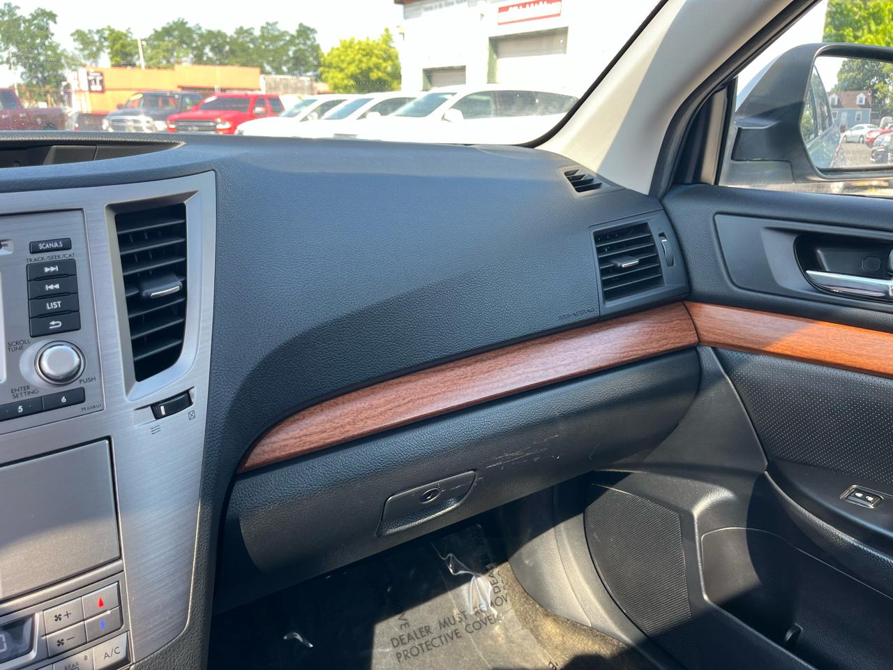 Subaru Outback Limited 2013