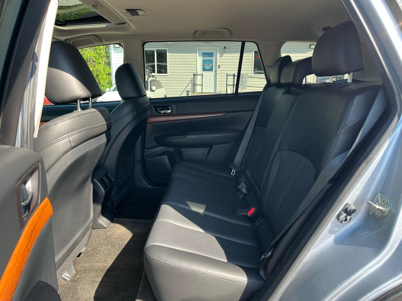 Subaru Outback Limited 2013
