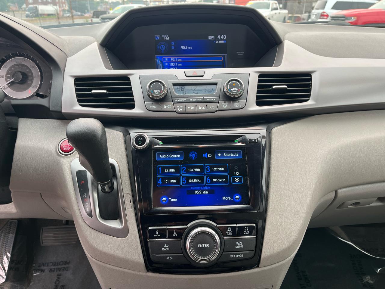 Honda Odyssey SE 2016