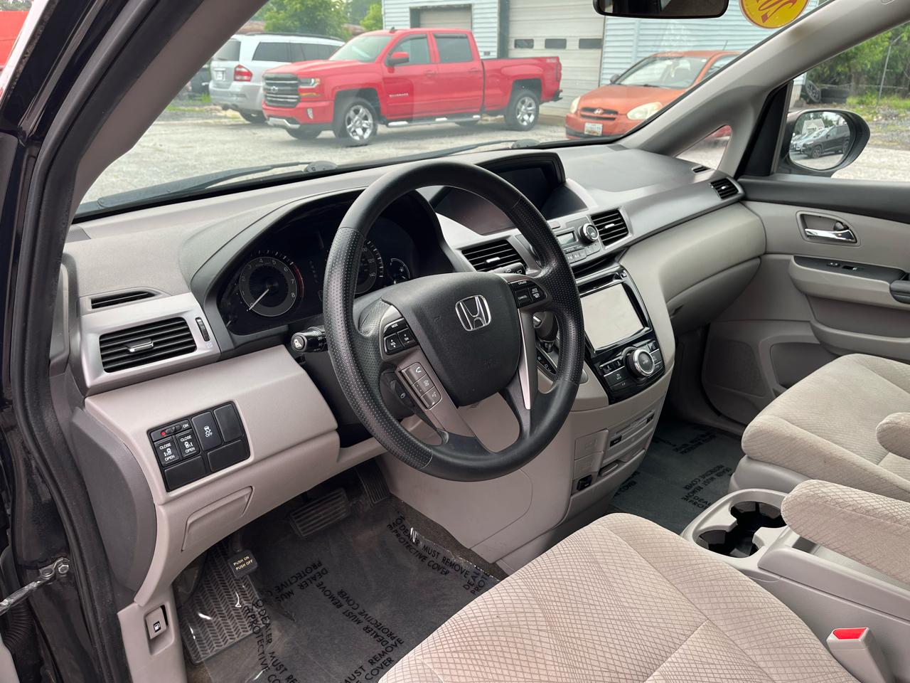 Honda Odyssey SE 2016