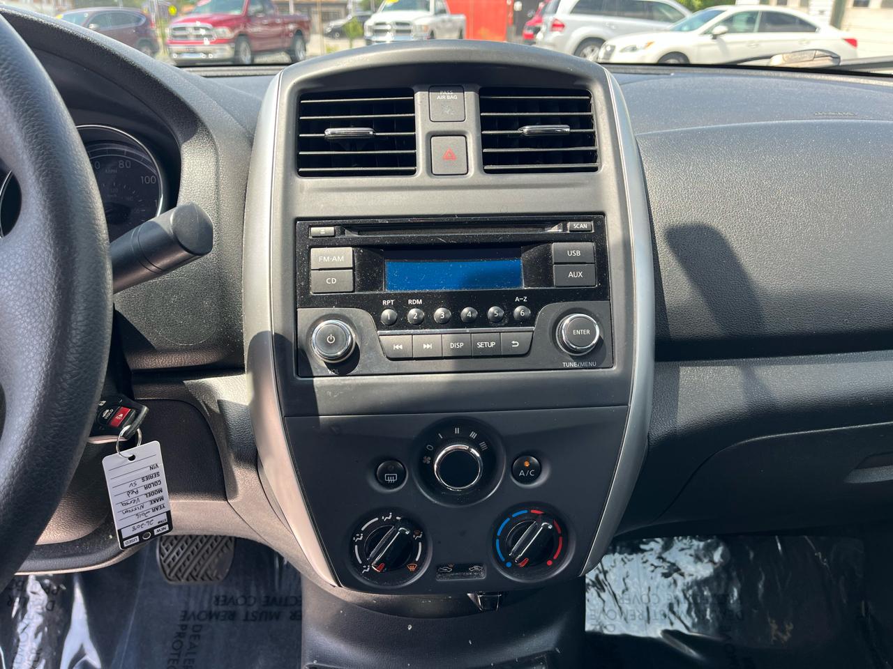 Nissan Versa SV 2016