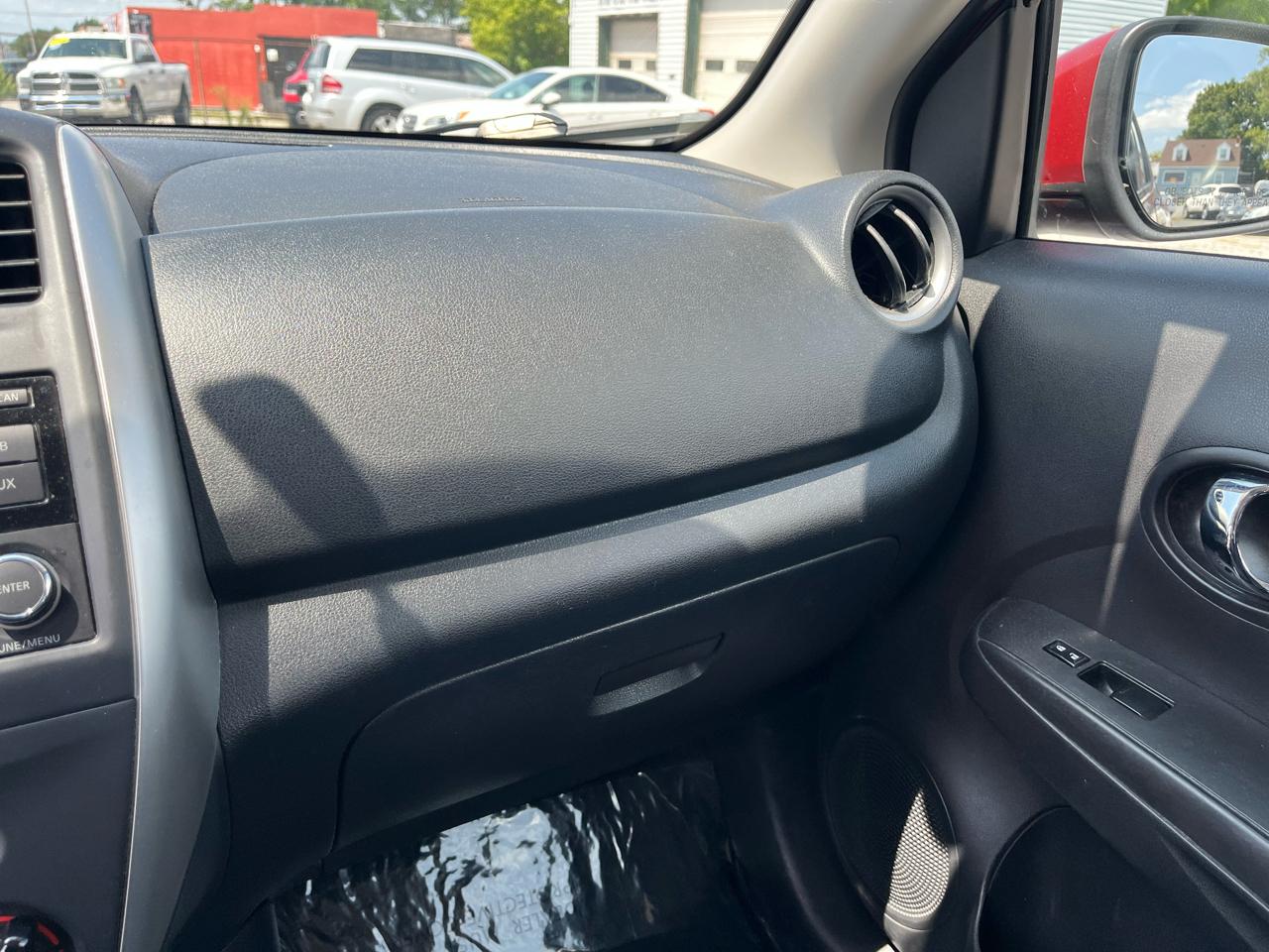 Nissan Versa SV 2016