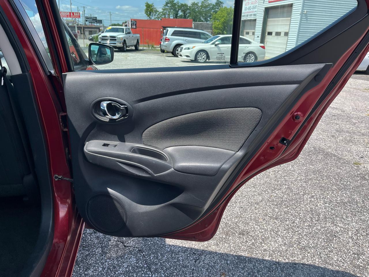 Nissan Versa SV 2016
