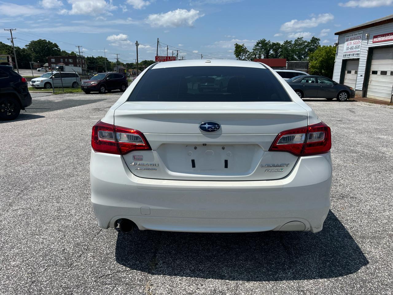 Subaru Legacy  2015