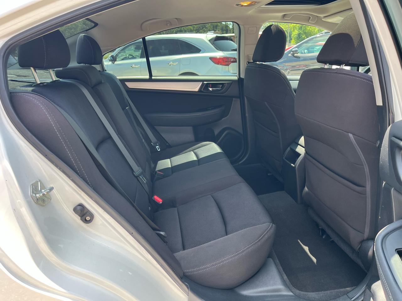 Subaru Legacy  2015