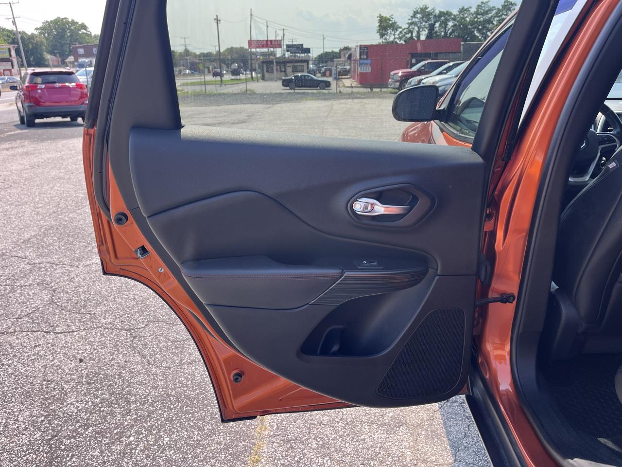 Jeep Cherokee Trailhawk 4WD 2014
