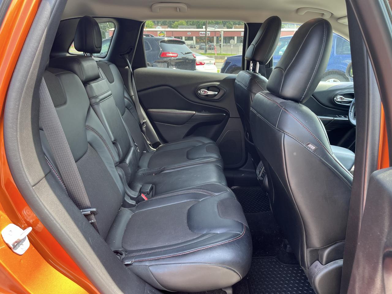 Jeep Cherokee Trailhawk 4WD 2014