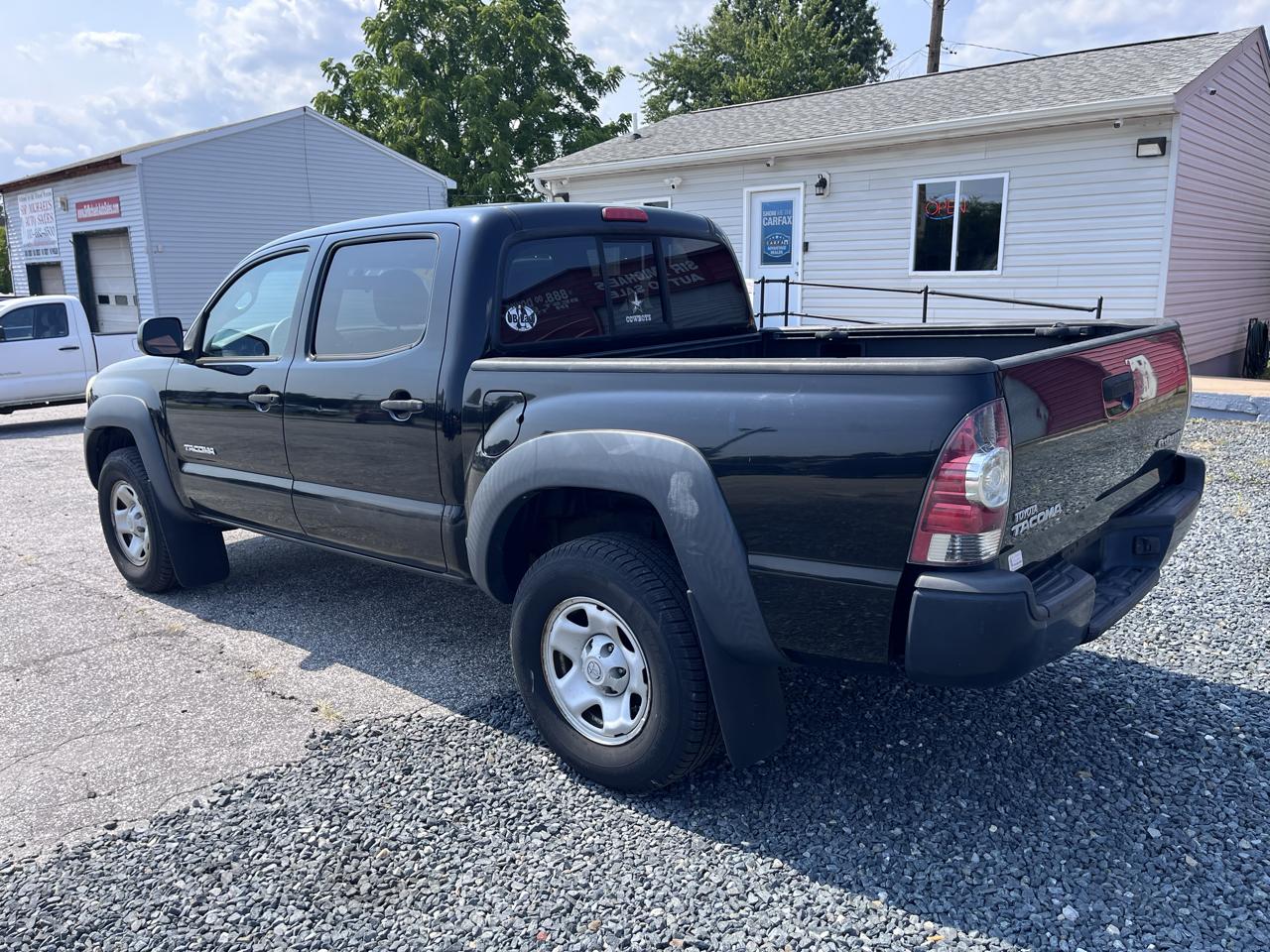 Toyota Tacoma  2011