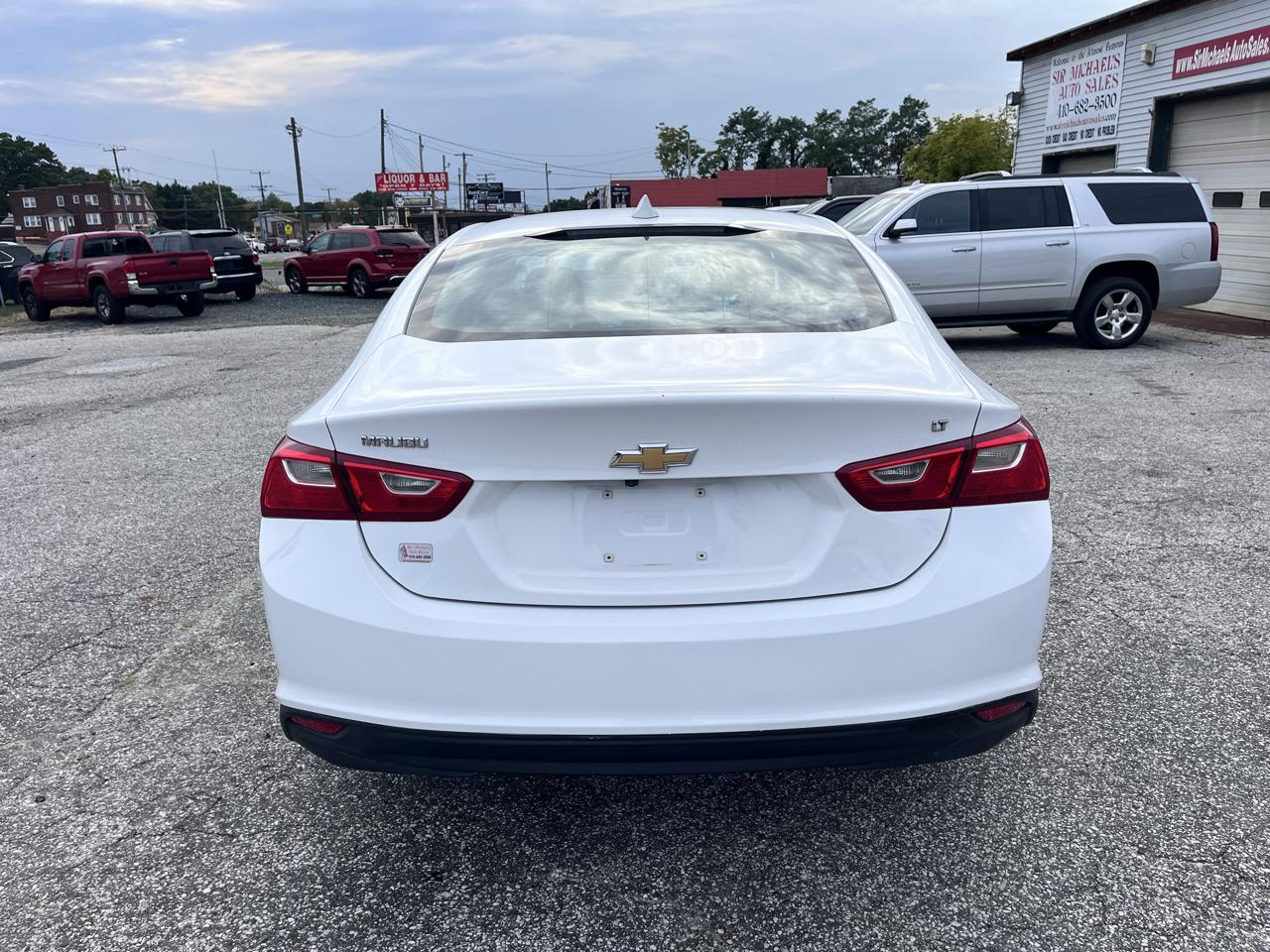 Chevrolet Malibu 4dr Sdn LT w/1LT 2017