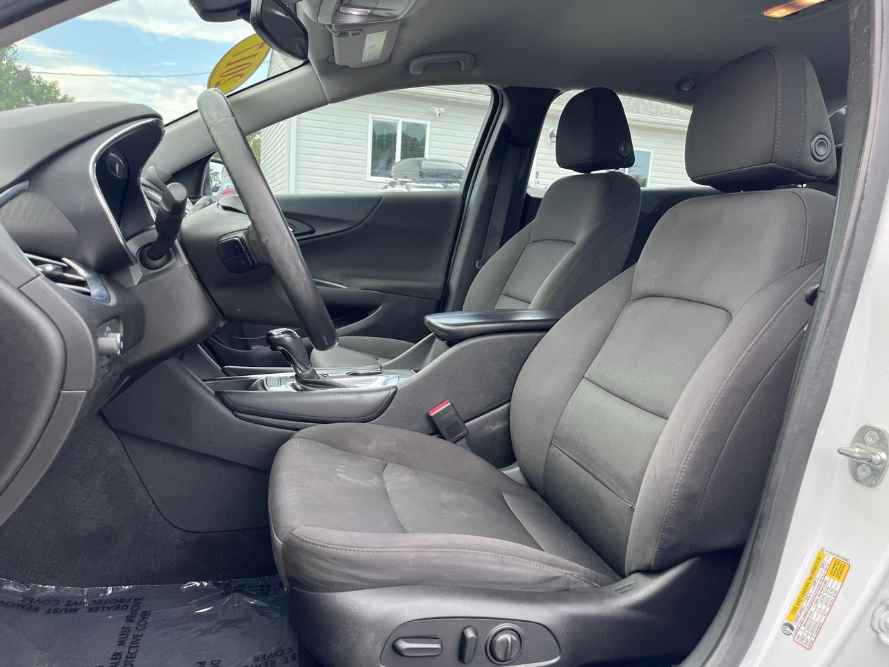 Chevrolet Malibu 4dr Sdn LT w/1LT 2017