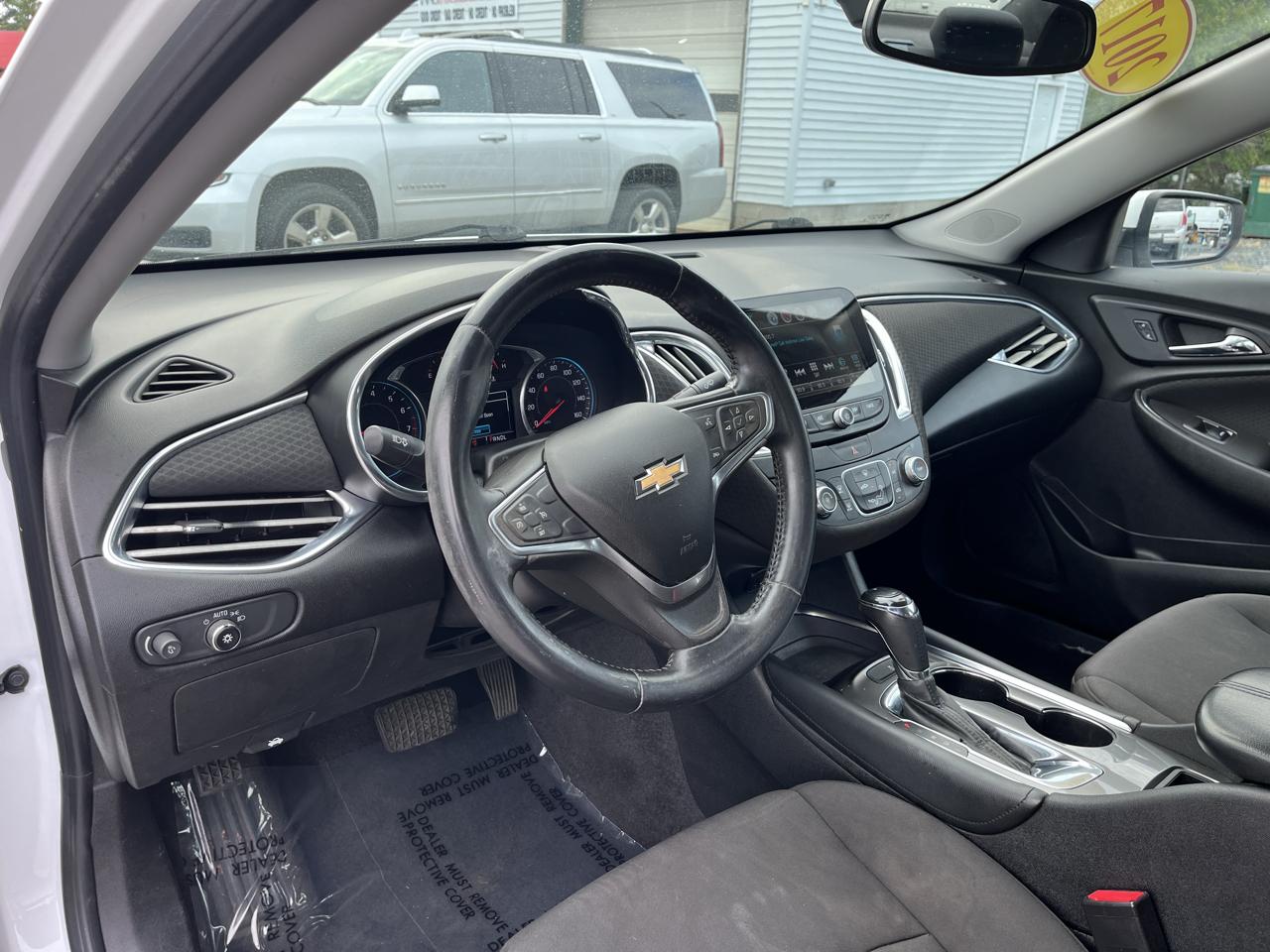 Chevrolet Malibu 4dr Sdn LT w/1LT 2017