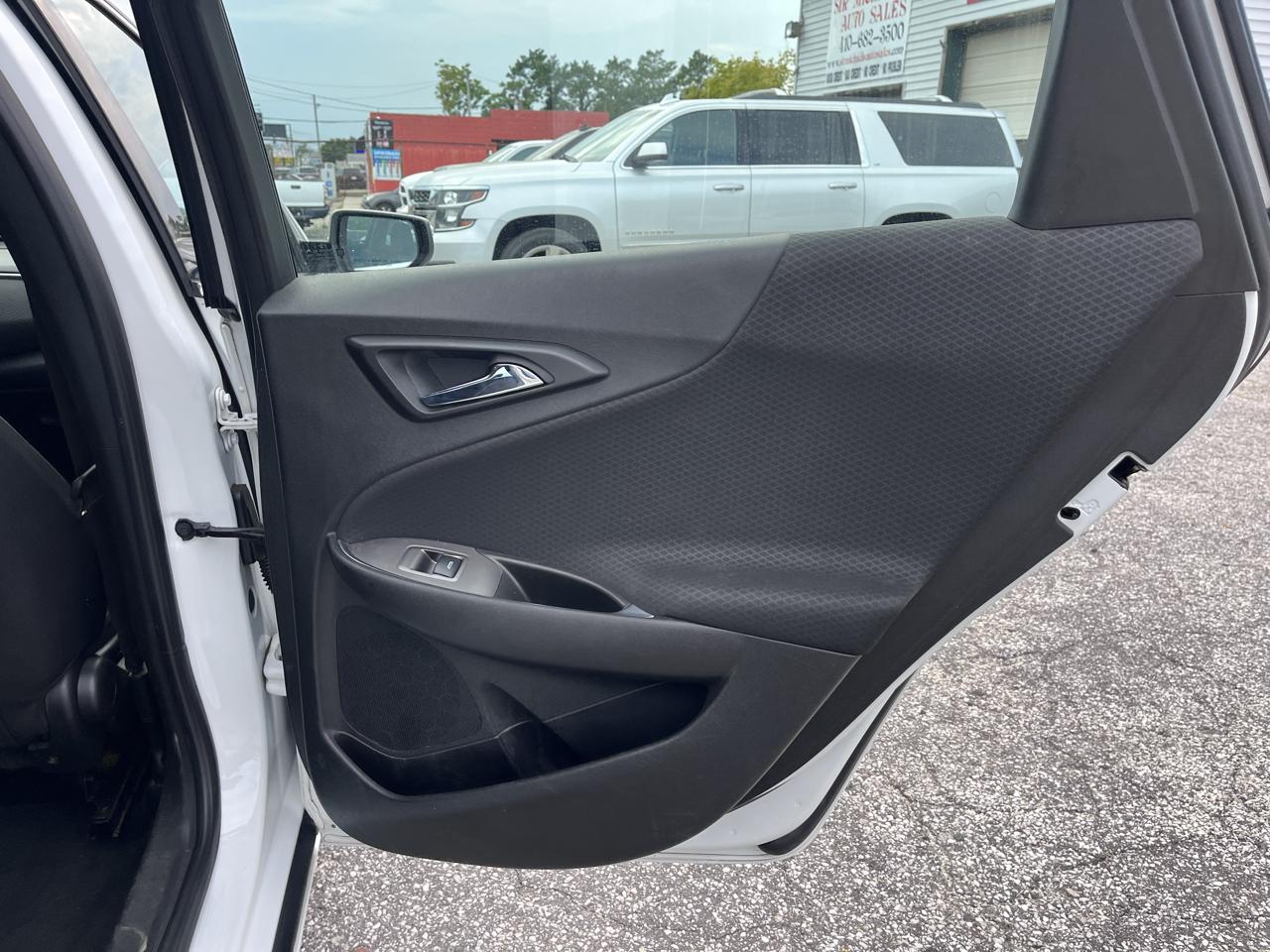 Chevrolet Malibu 4dr Sdn LT w/1LT 2017