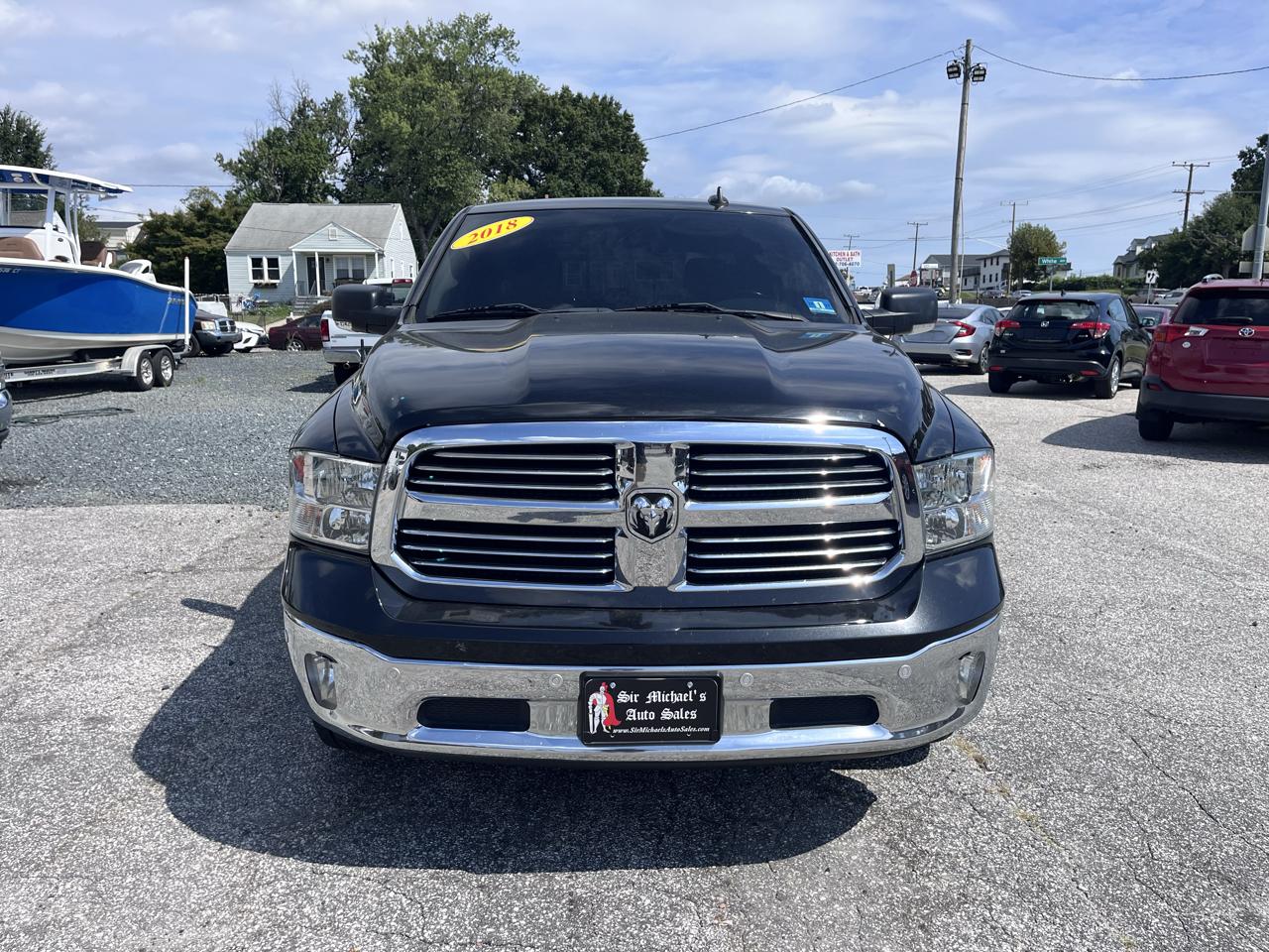 RAM 1500 Big Horn 4x4 Crew Cab 5'7" Box 2018