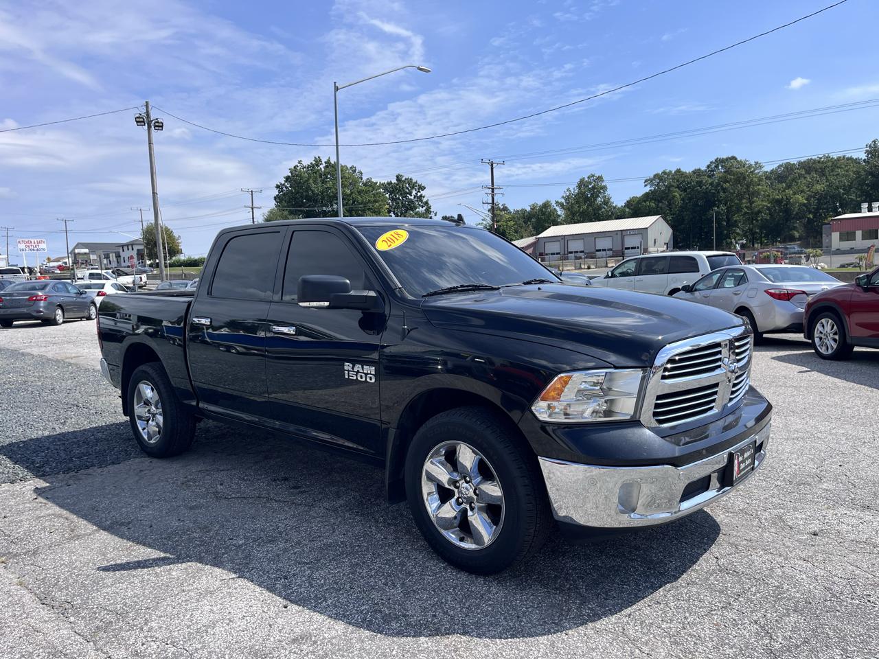 RAM 1500 Big Horn 4x4 Crew Cab 5'7" Box 2018