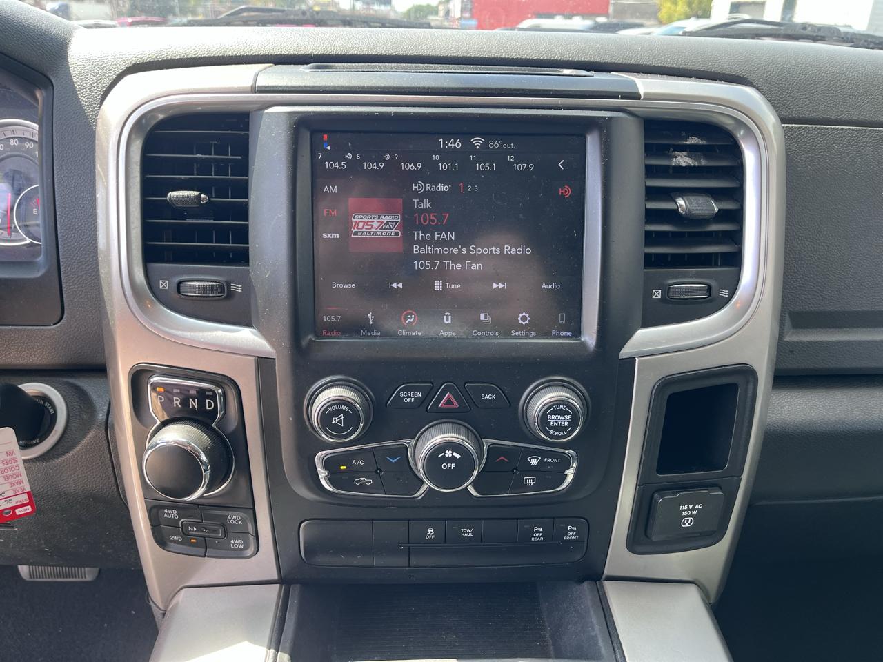 RAM 1500 Big Horn 4x4 Crew Cab 5'7" Box 2018