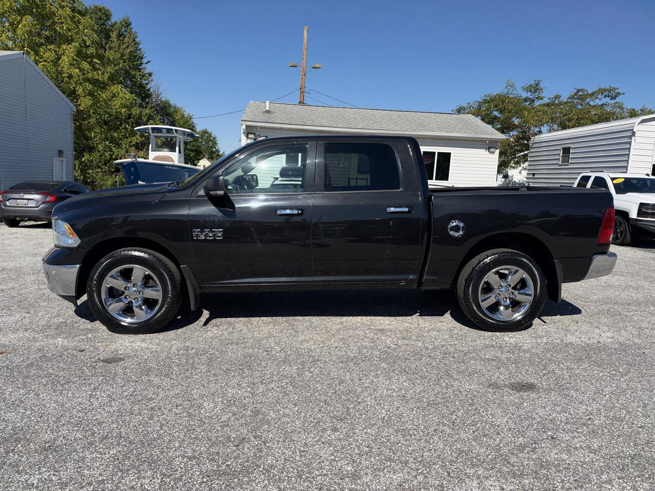 RAM 1500 Big Horn 4x4 Crew Cab 5'7" Box 2018